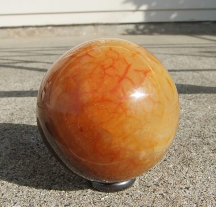 LARGE CARNELIAN POLISHED SPHERE 6.9cm - Image 2
