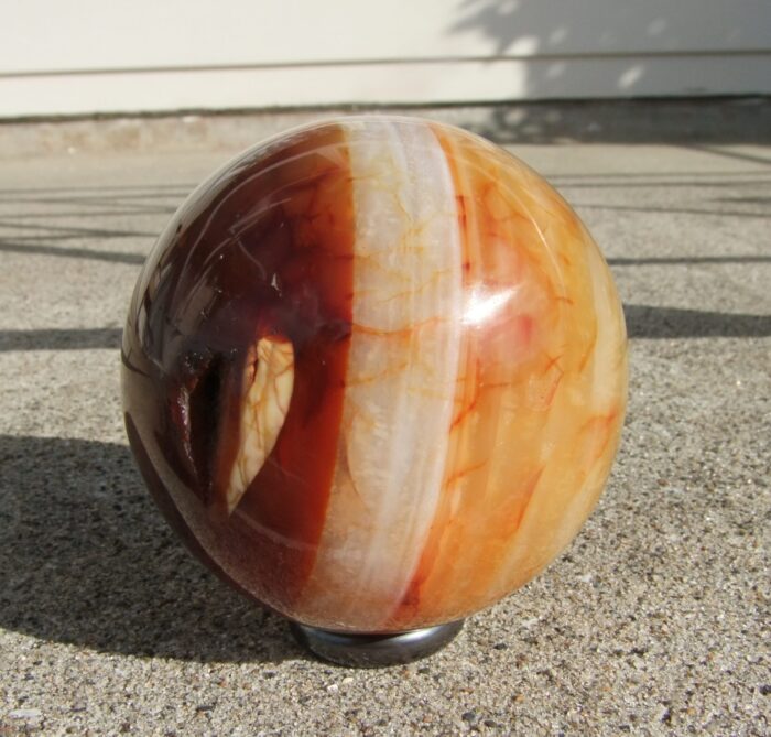 LARGE CARNELIAN POLISHED SPHERE 6.9cm
