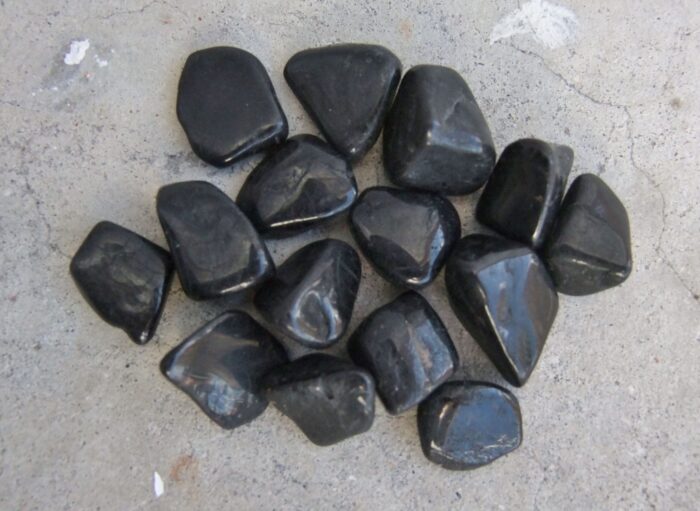BLACK TOURMALINE TUMBLE X1