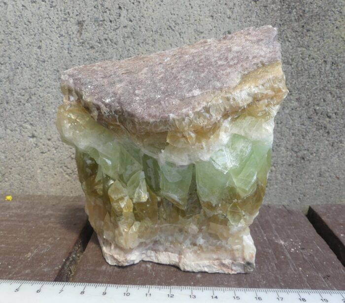 Natural Green Calcite 1.208kg - Image 2