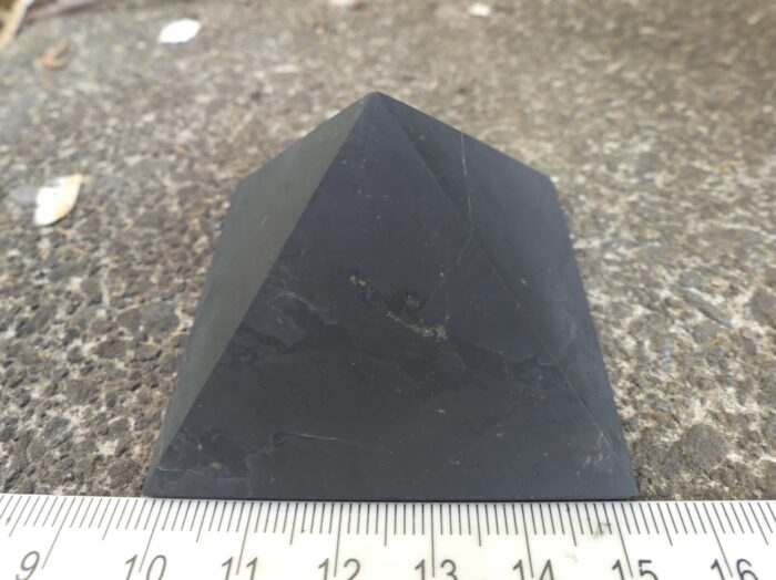 Unpolished Shungite Pyramid 5cm - Image 3