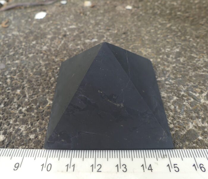 Unpolished Shungite Pyramid 5cm - Image 4