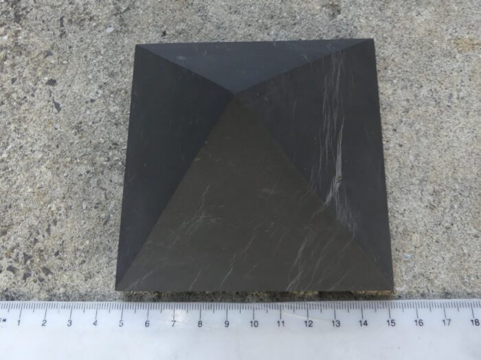 Unpolished Shungite Pyramid 10cm 620gm to 700gm - Image 2