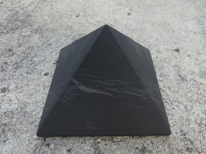 Unpolished Shungite Pyramid 10cm 620gm to 700gm - Image 3
