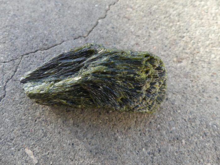 Natural Epidote Fan - Image 2