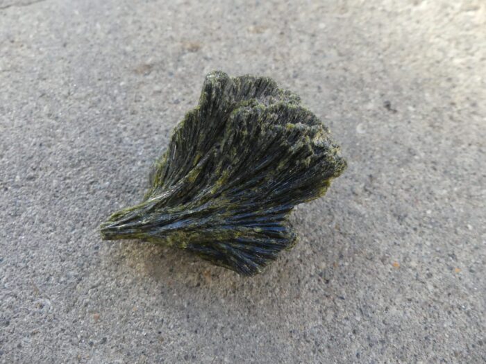 Natural Epidote Fan - Image 2