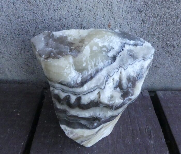 Zebra Calcite 1.058kg - Image 3