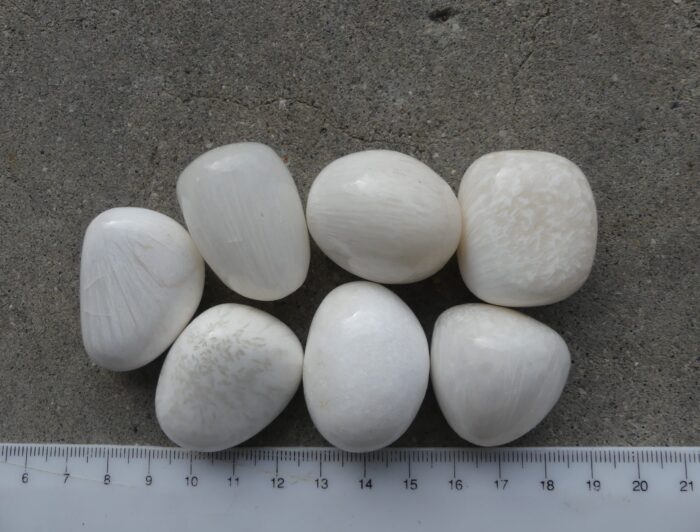 Large Scolecite Tumble x1 - Image 2