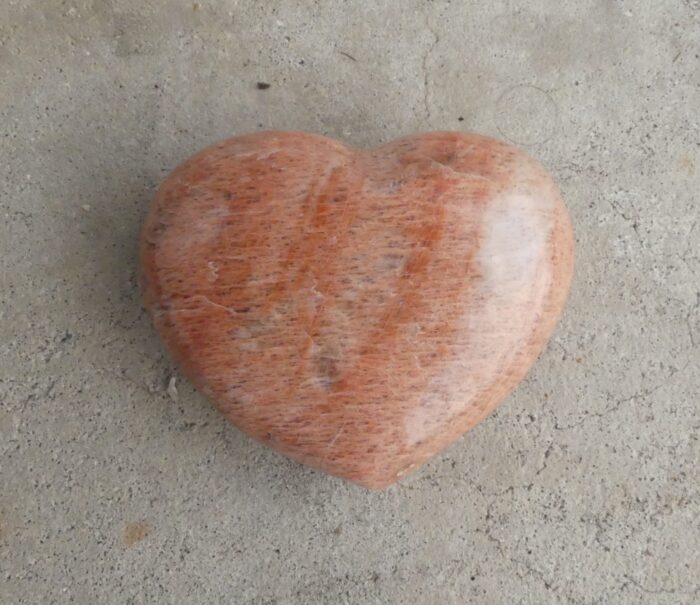 Peach Moonstone Heart - Image 2