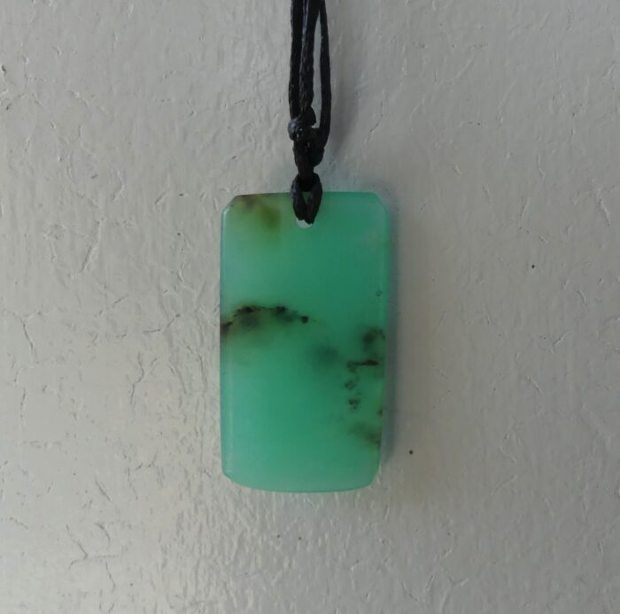 Chrosaphase Pendant