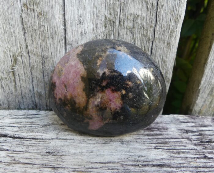 Rhodonite Polished - Image 3