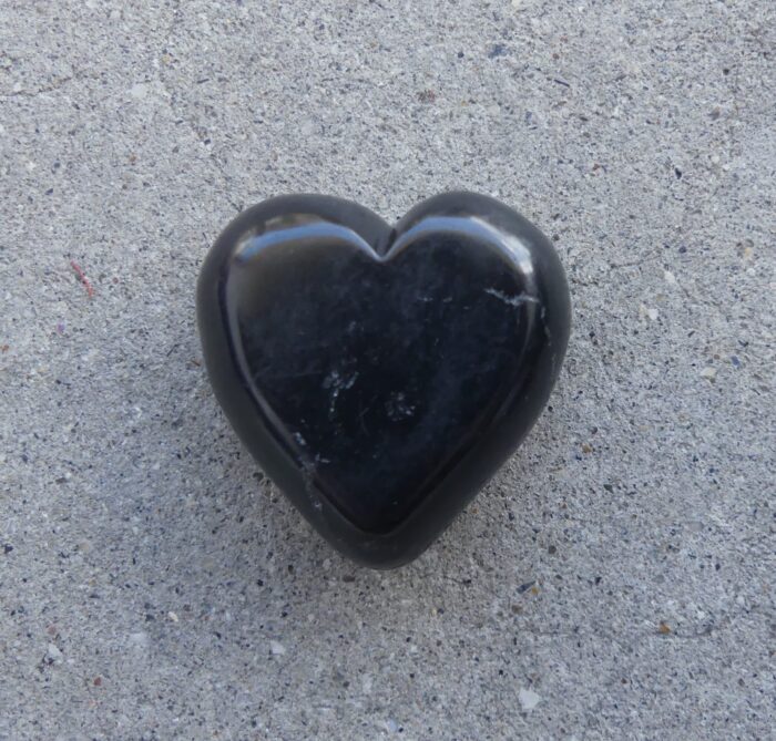 Shungite Heart - Image 2