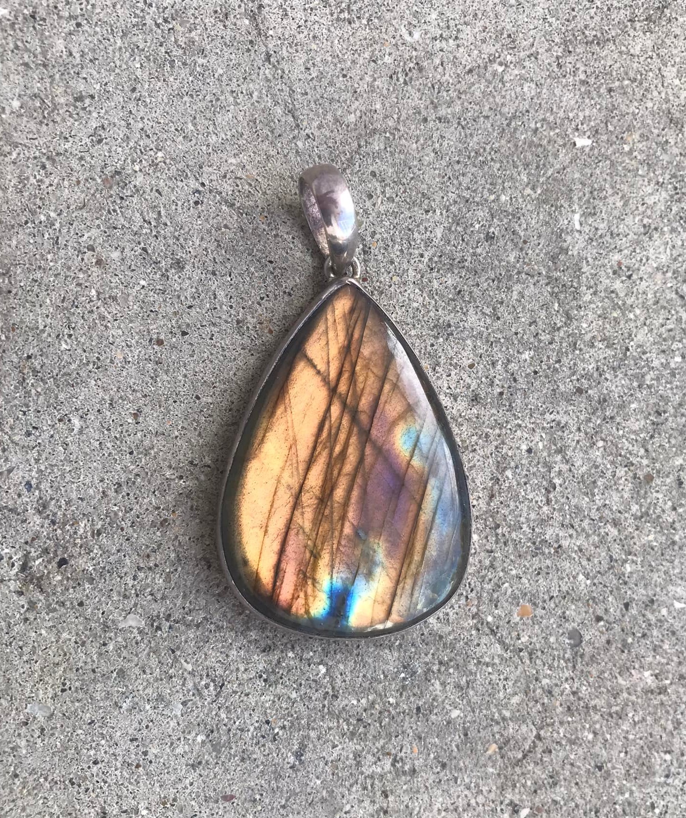 Labradorite Pendant in Sterling Silver Setting – Crystal Visions NZ