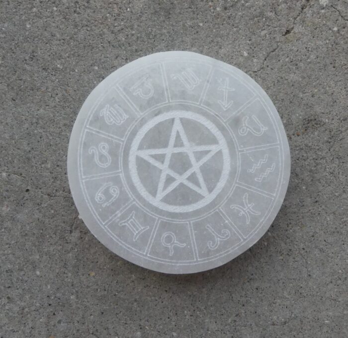 SELENITE Zodiac Charging Plate Round - Image 3