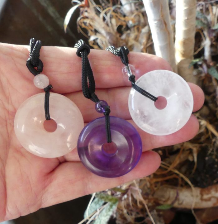 Quartz Donut Pendant - Image 3